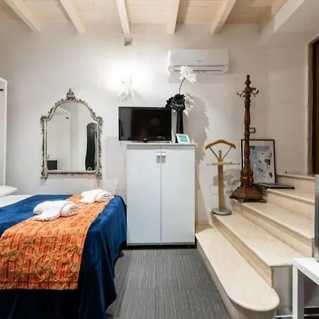 Apt 2 In The Historic Center Bari Exterior foto