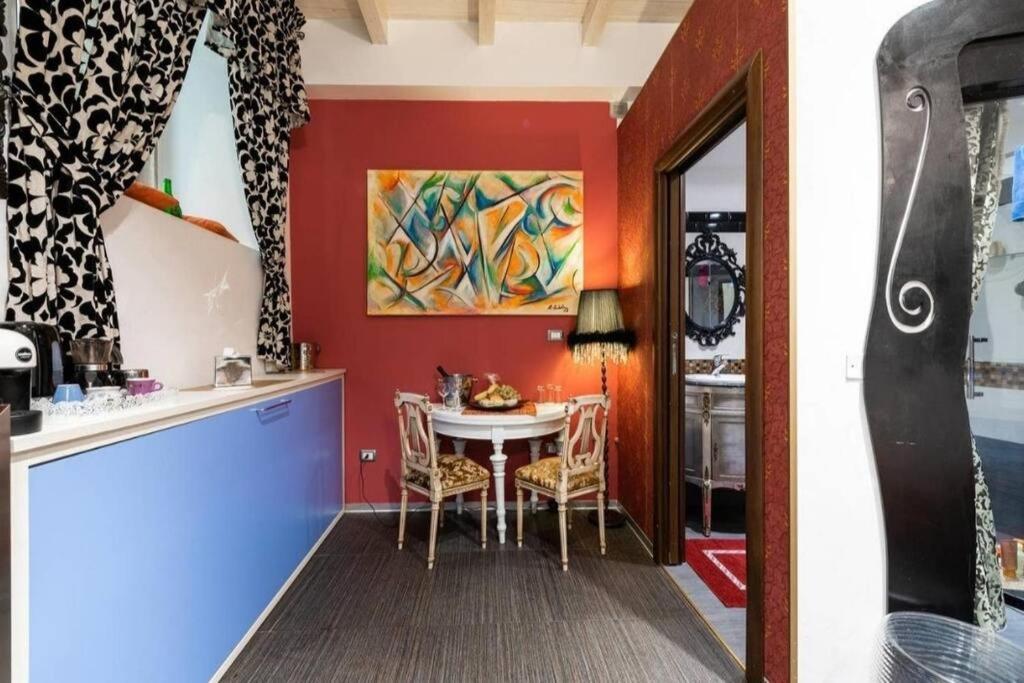 Appartement 2 In The Historic Center Bari